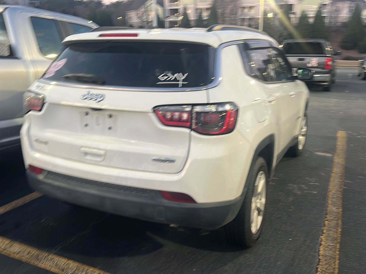 Used 2022 Jeep Compass Latitude image 8