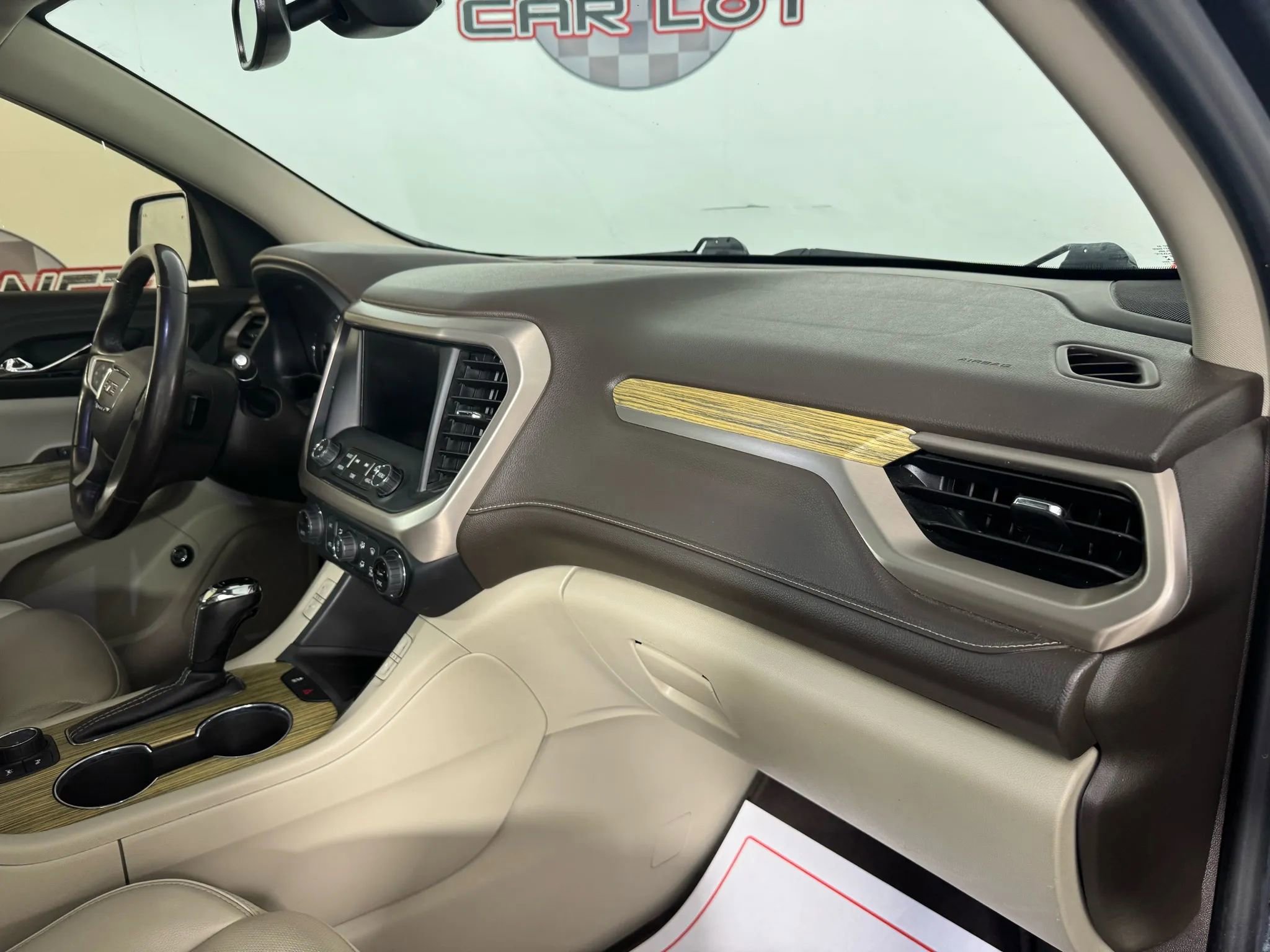 Used 2019 GMC Acadia Denali w/ Technology Package image 12