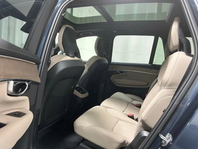 Used 2025 Volvo XC90 B5 Plus AWD/4WD image 14
