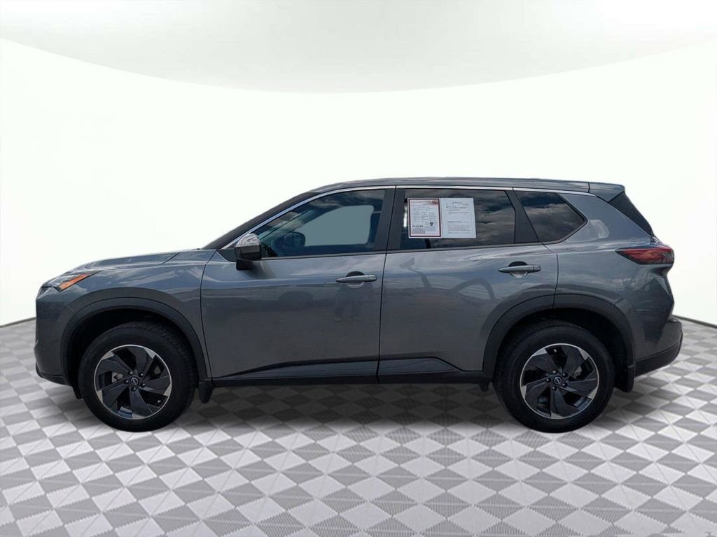 Used 2025 Nissan Rogue SV FWD image 6
