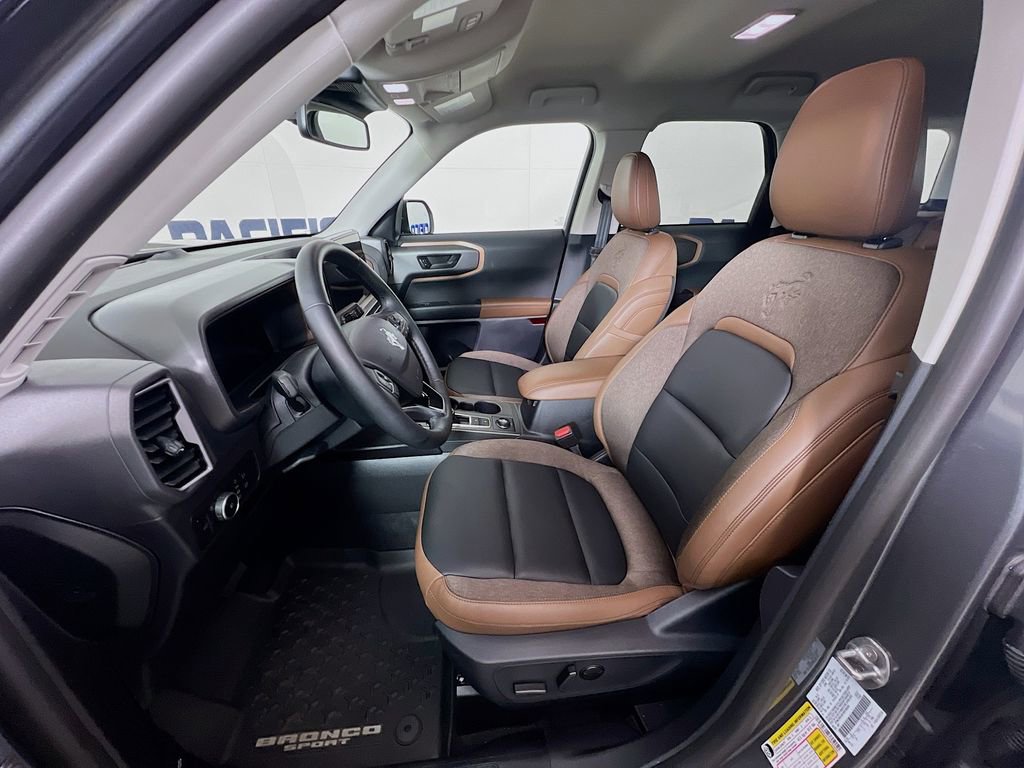 Used 2025 Ford Bronco Sport Outer Banks image 14