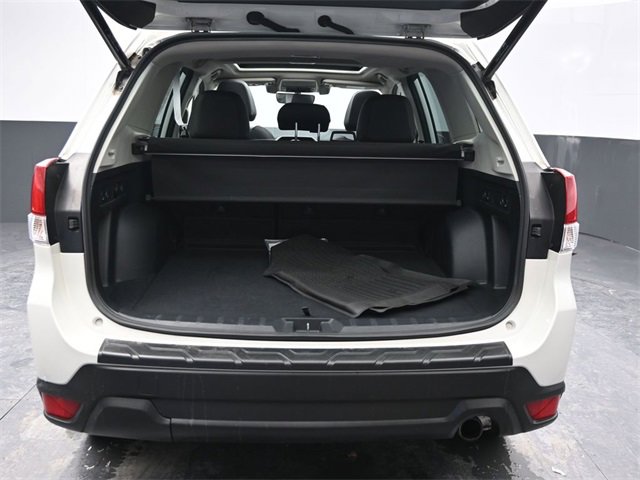 Used 2021 Subaru Forester Limited image 5