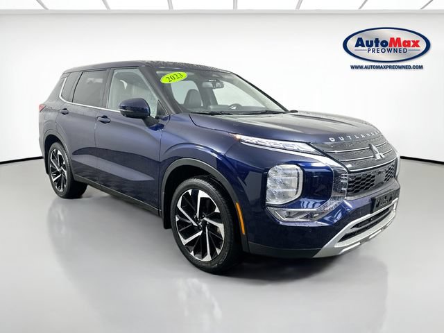 Used 2023 Mitsubishi Outlander SE