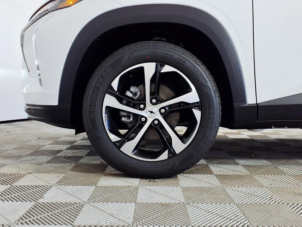 New 2026 Chevrolet Trax RS w/ Sunroof Package FWD image 7