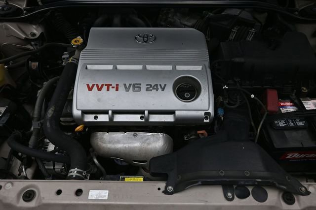 Used 2004 Toyota Camry XLE FWD image 23