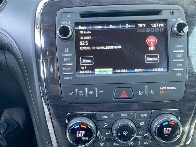 Used 2017 Buick Enclave Leather image 22