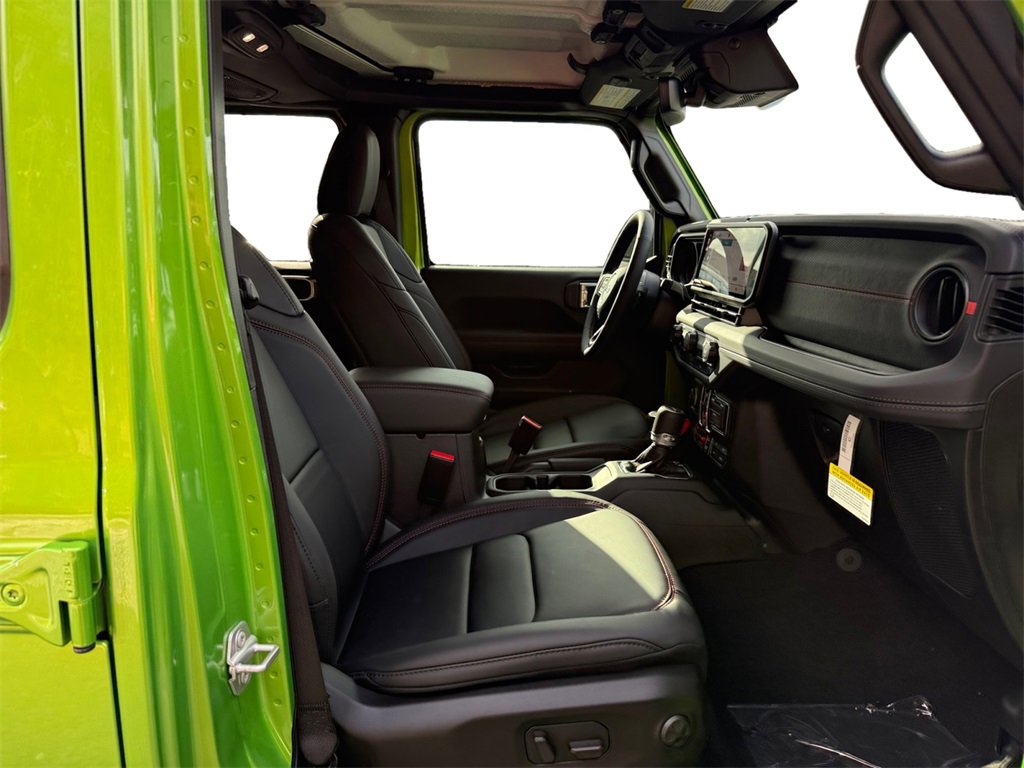 New 2025 Jeep Gladiator Rubicon w/ Convenience Group image 15