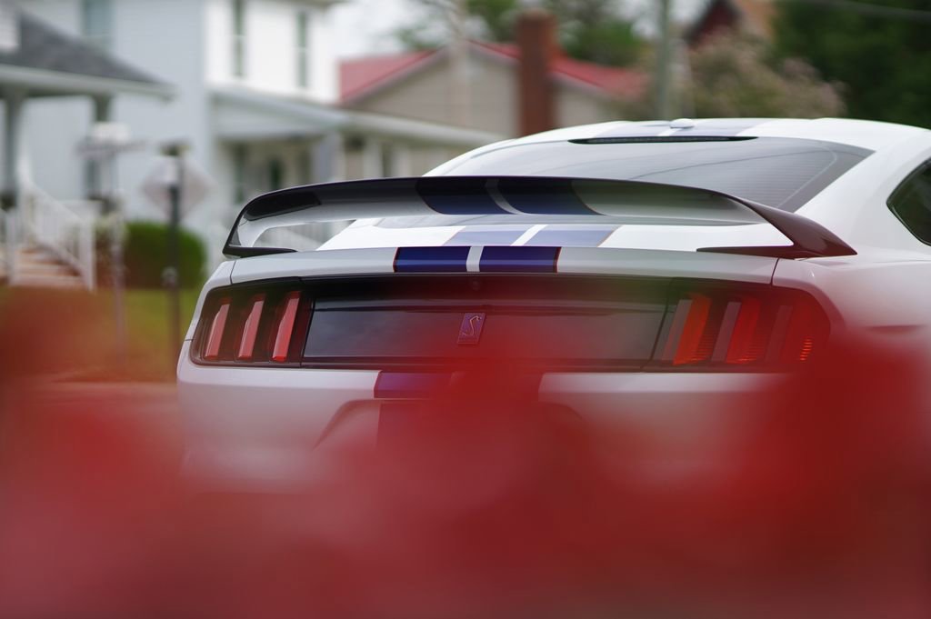 Used 2017 Ford Mustang Shelby GT350 image 19