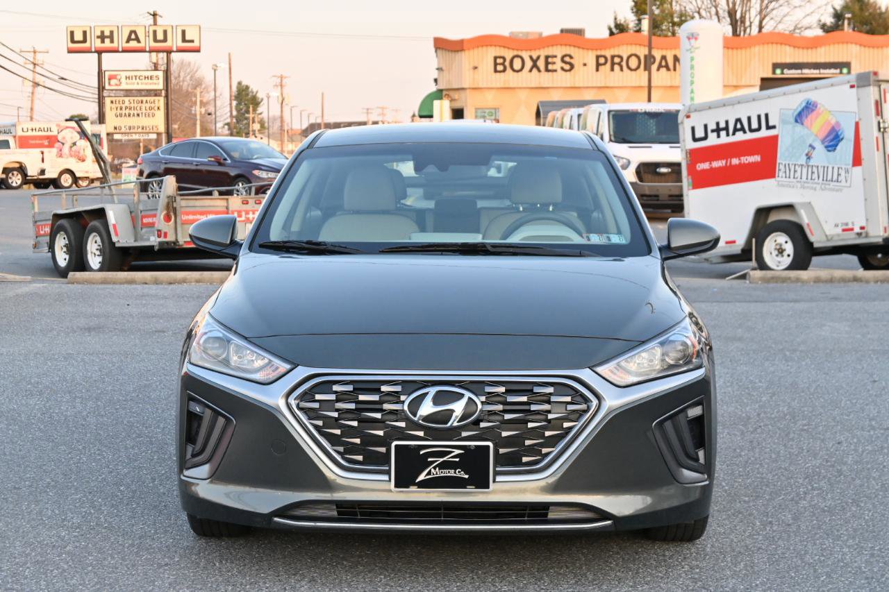 Used 2020 Hyundai Ioniq Blue FWD image 5