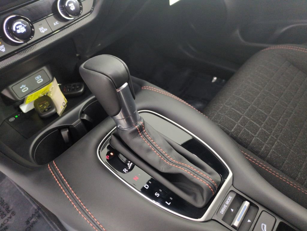 Certified 2026 Honda HR-V Sport image 26