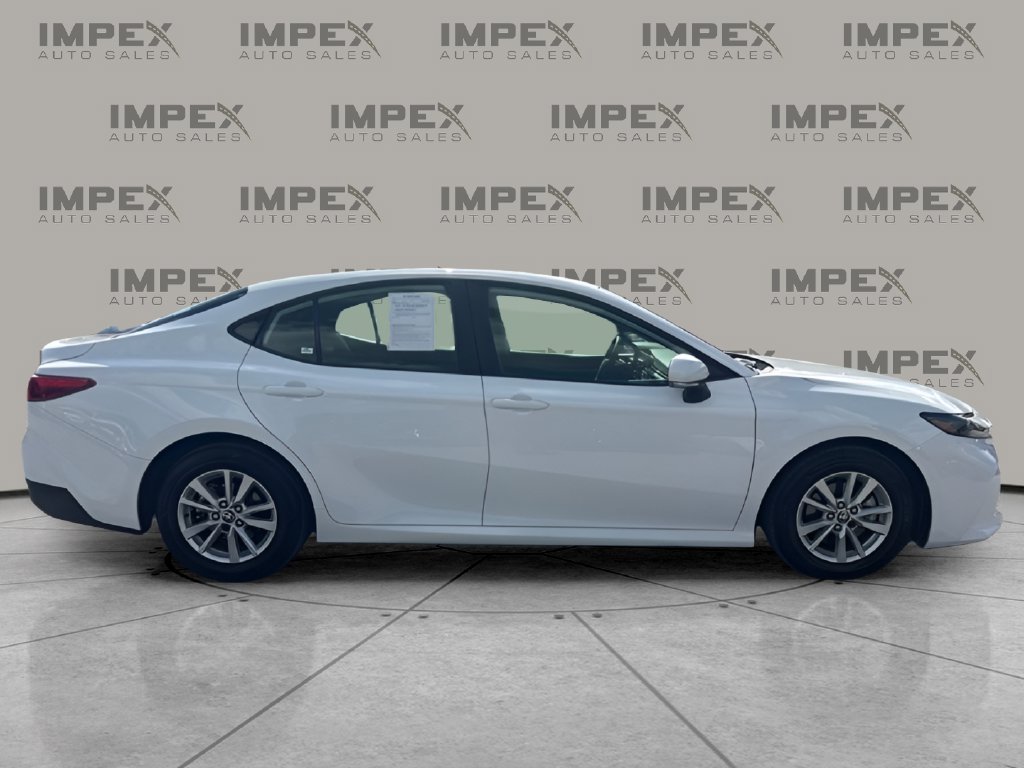 Used 2025 Toyota Camry LE FWD image 6
