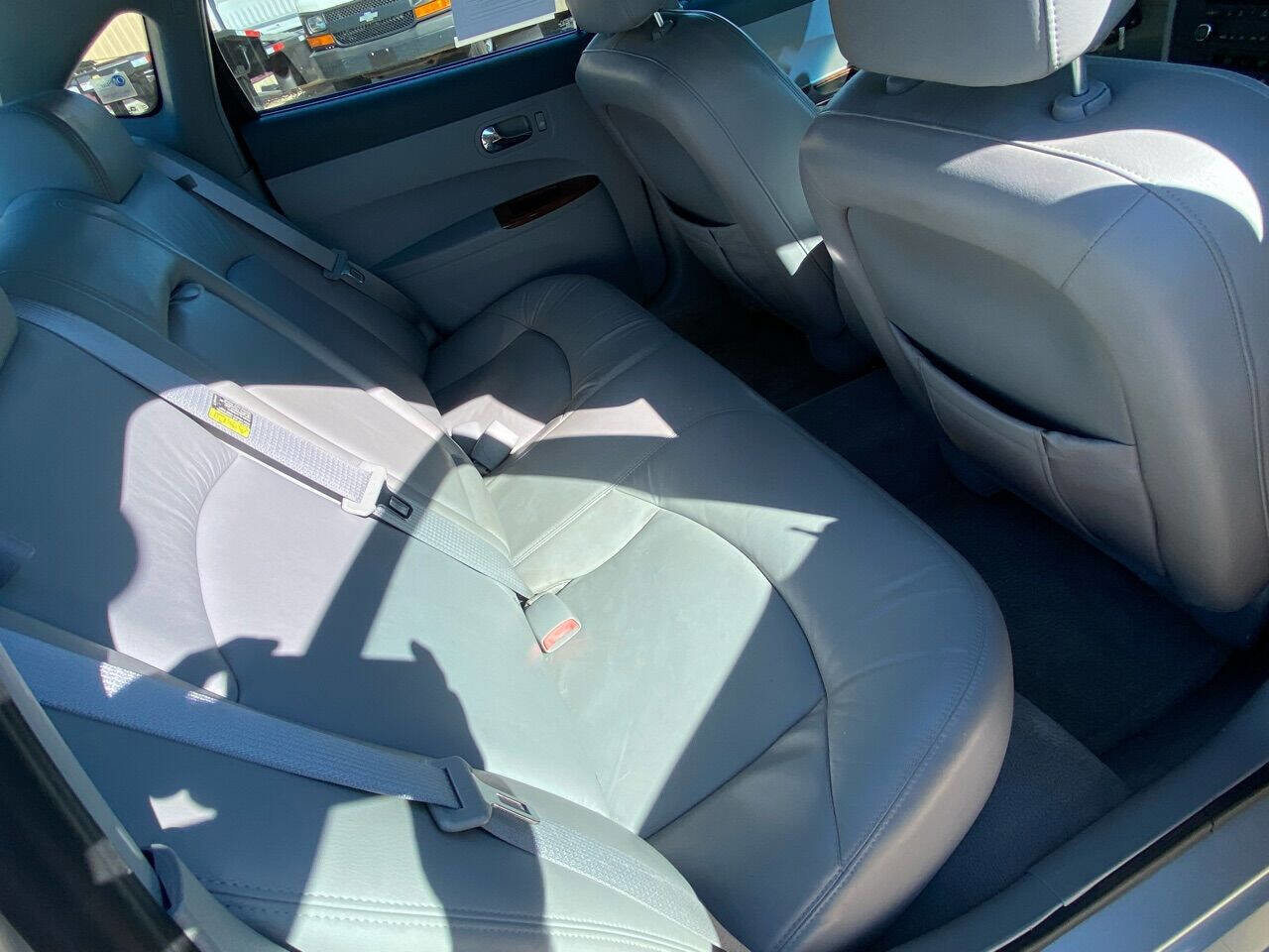 Used 2005 Buick LaCrosse CXL w/ Chrome Appearance Package image 12