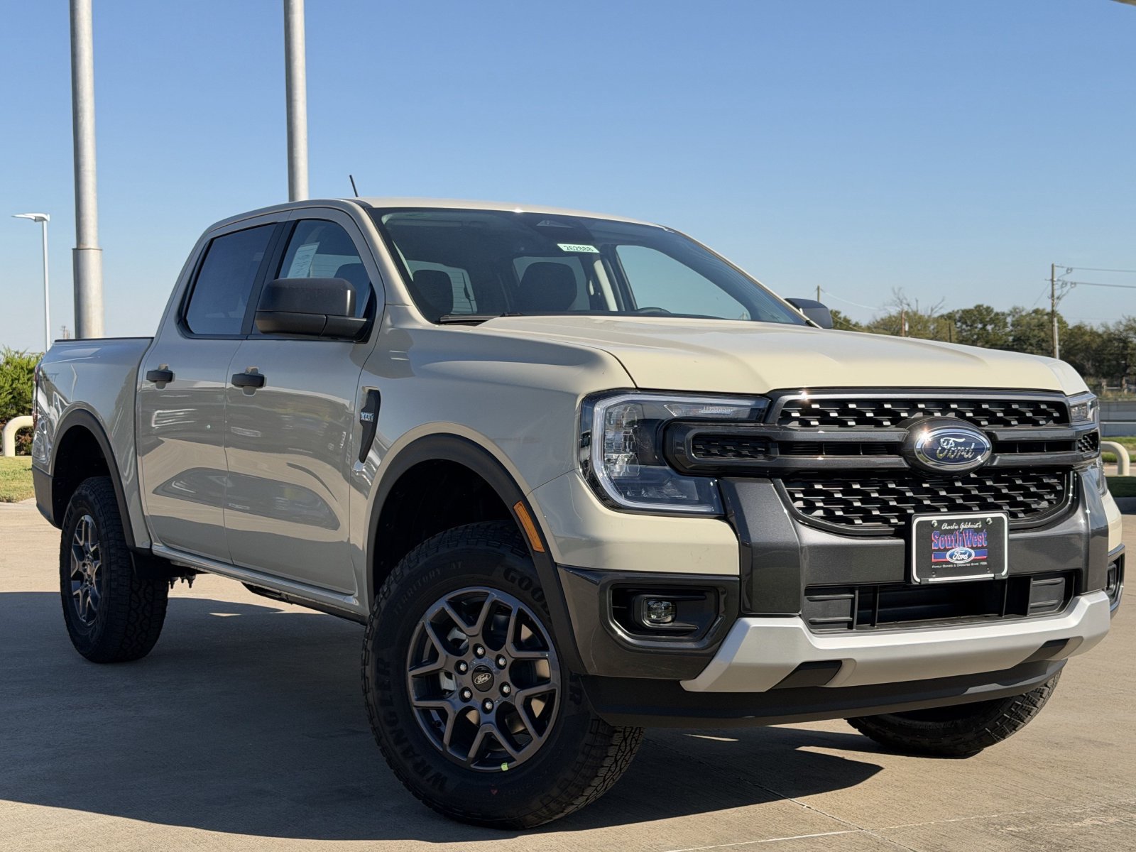 New 2026 Ford Ranger XLT RWD image 2