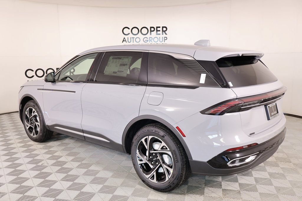 New 2026 Lincoln Nautilus Premier AWD/4WD image 22