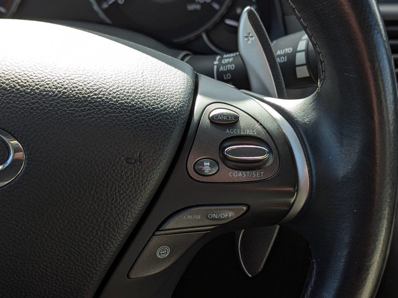 Used 2013 INFINITI M56 x w/ Sport Pkg image 25