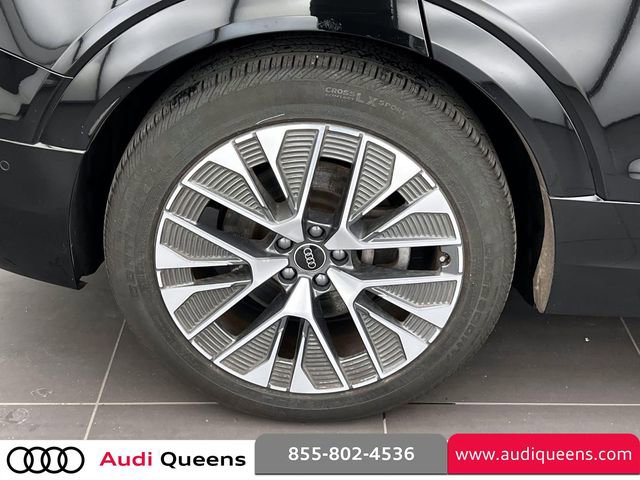 Certified 2024 Audi Q8 e-tron Premium Plus w/ Premium Plus Package AWD/4WD image 8