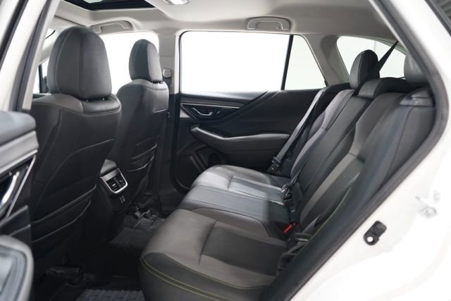 Used 2024 Subaru Outback Onyx Edition image 32