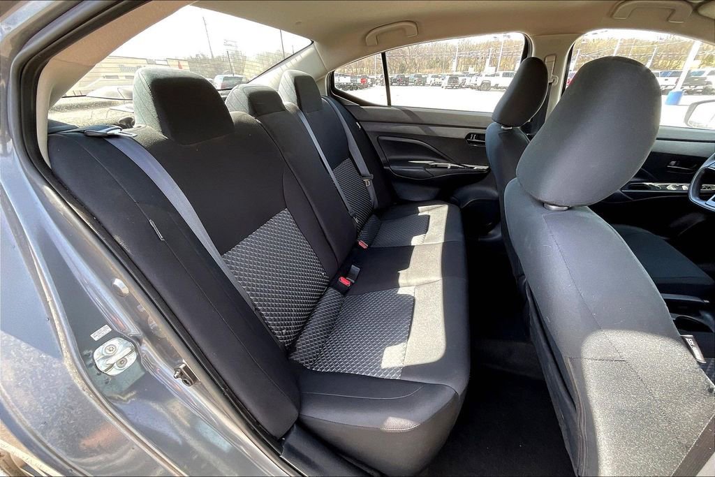 Used 2024 Nissan Versa S w/ S Plus Package image 28