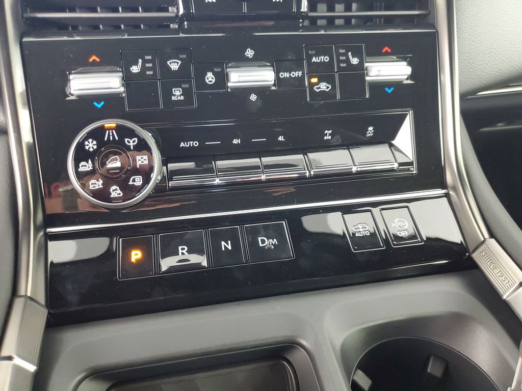 New 2025 Nissan Armada PRO-4X image 17