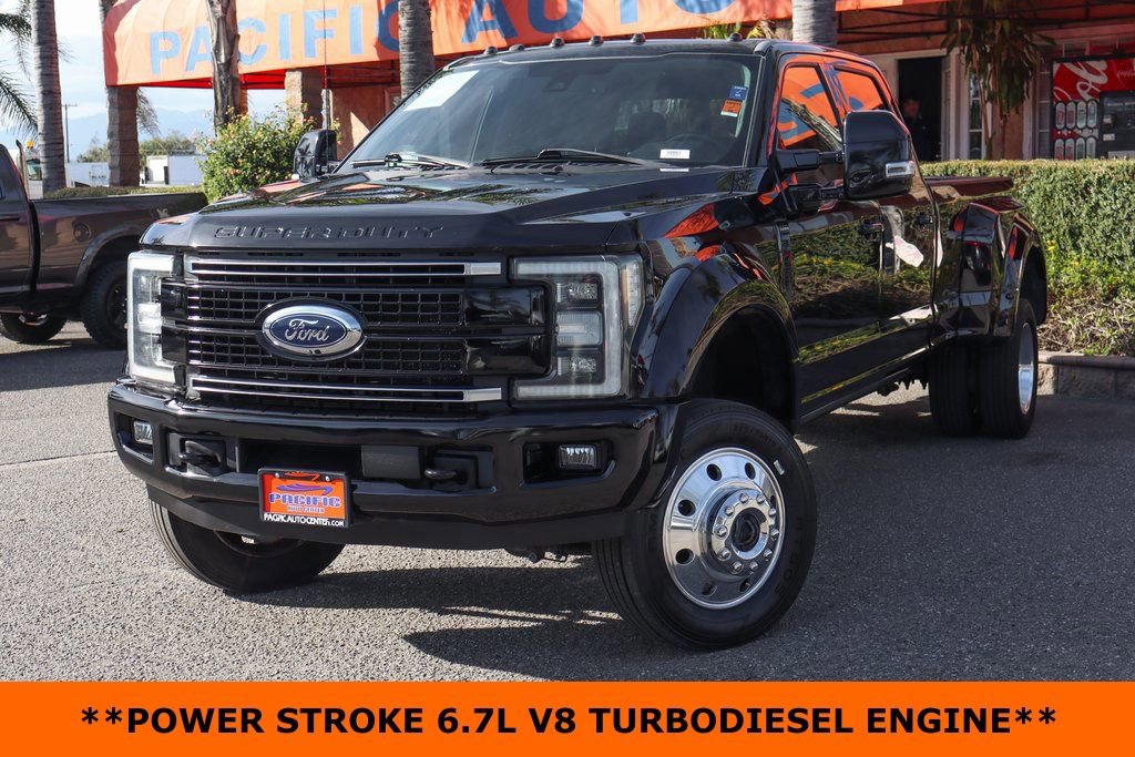 Used 2017 Ford F450 Lariat w/ Lariat Ultimate Package image 3