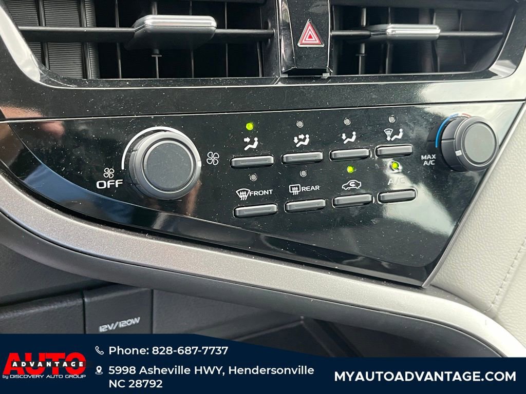 Used 2021 Toyota Camry LE FWD image 13