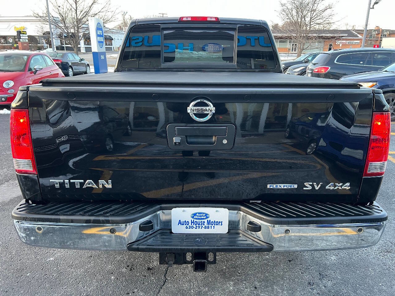 Used 2014 Nissan Titan SV w/ SV Value Truck Package image 14