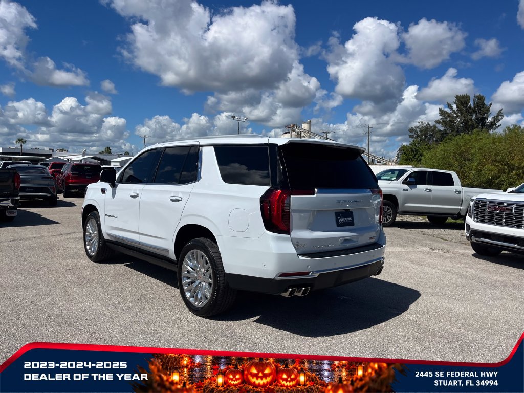 Used 2026 GMC Yukon Denali w/ Sun & Power Step Package AWD/4WD image 5