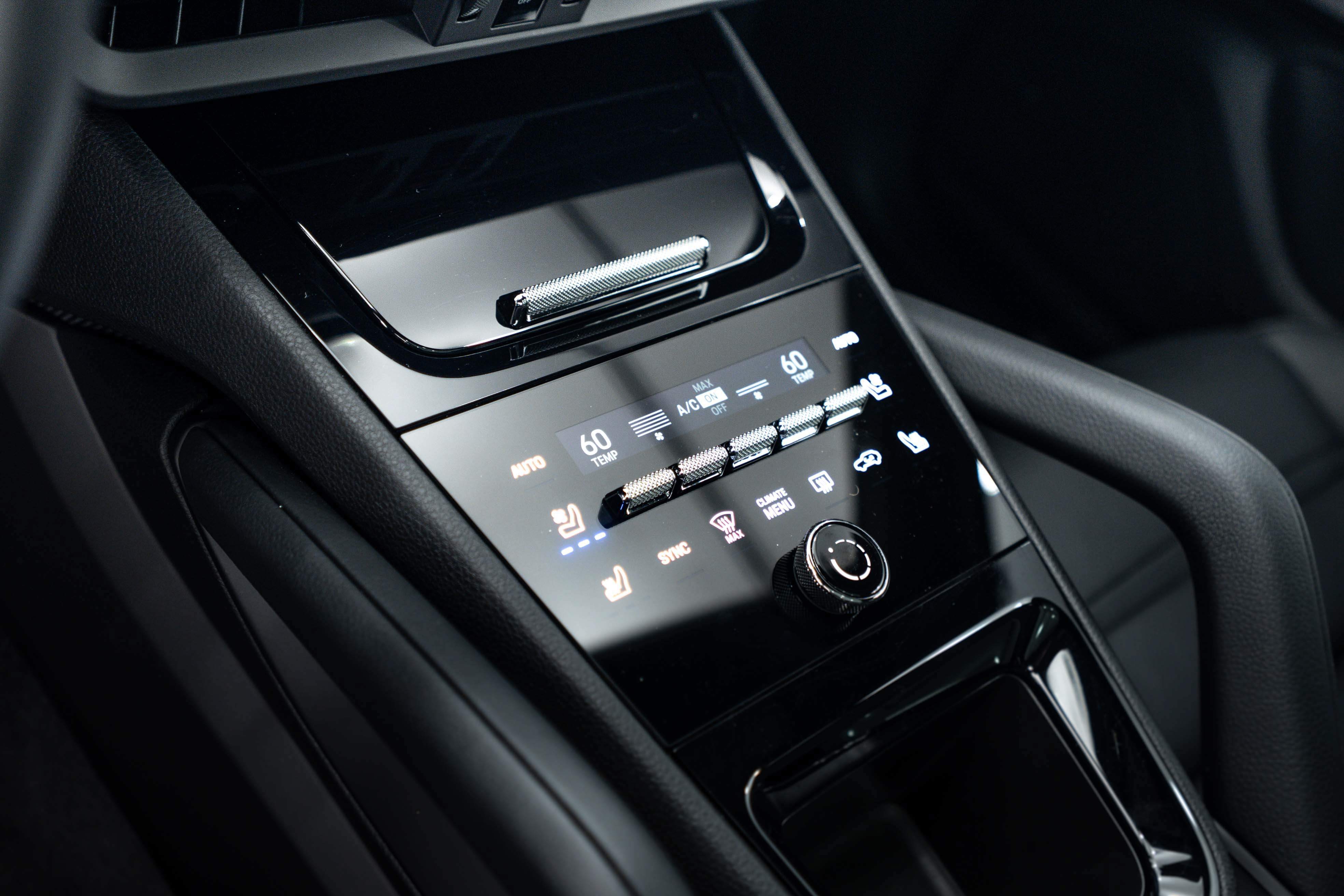 Certified 2026 Porsche Cayenne Coupe AWD/4WD image 14
