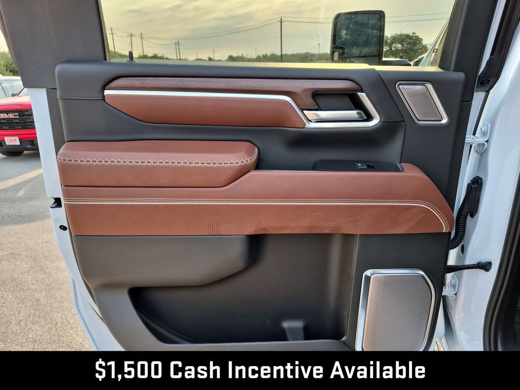 New 2026 GMC Sierra 2500 Denali Ultimate AWD/4WD image 39