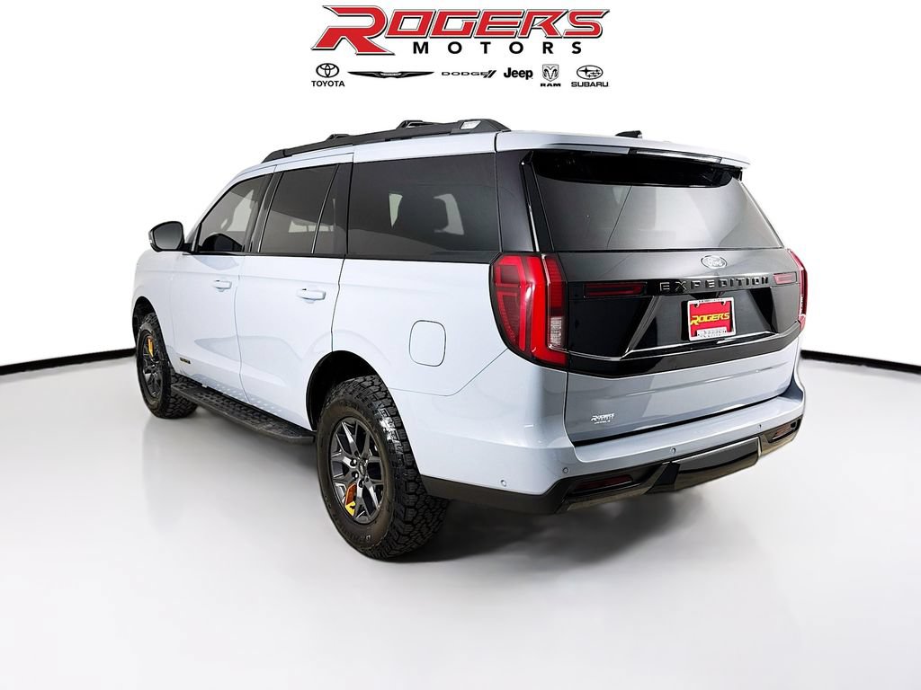 Used 2025 Ford Expedition Tremor AWD/4WD image 11