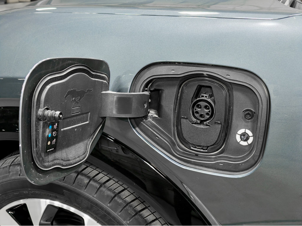 Used 2021 Ford Mustang Mach-E Premium image 5