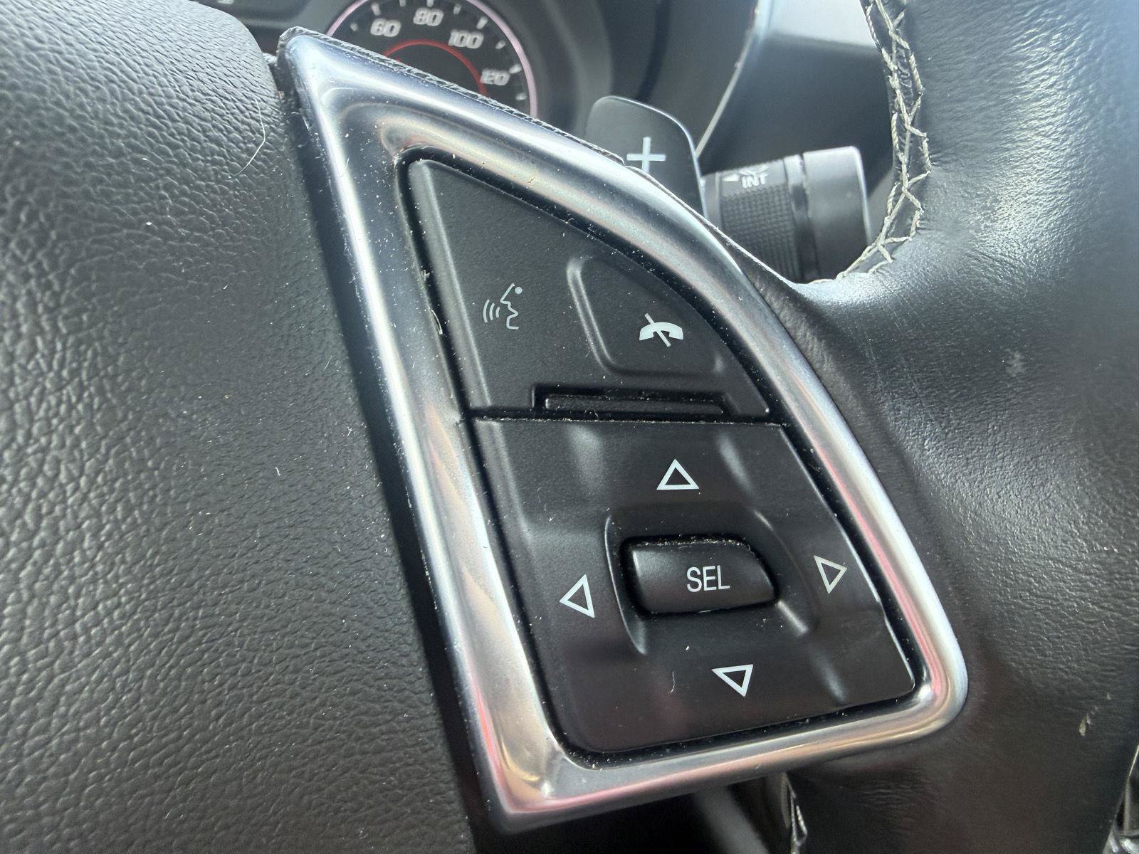 Used 2017 Chevrolet Camaro LT RWD image 12