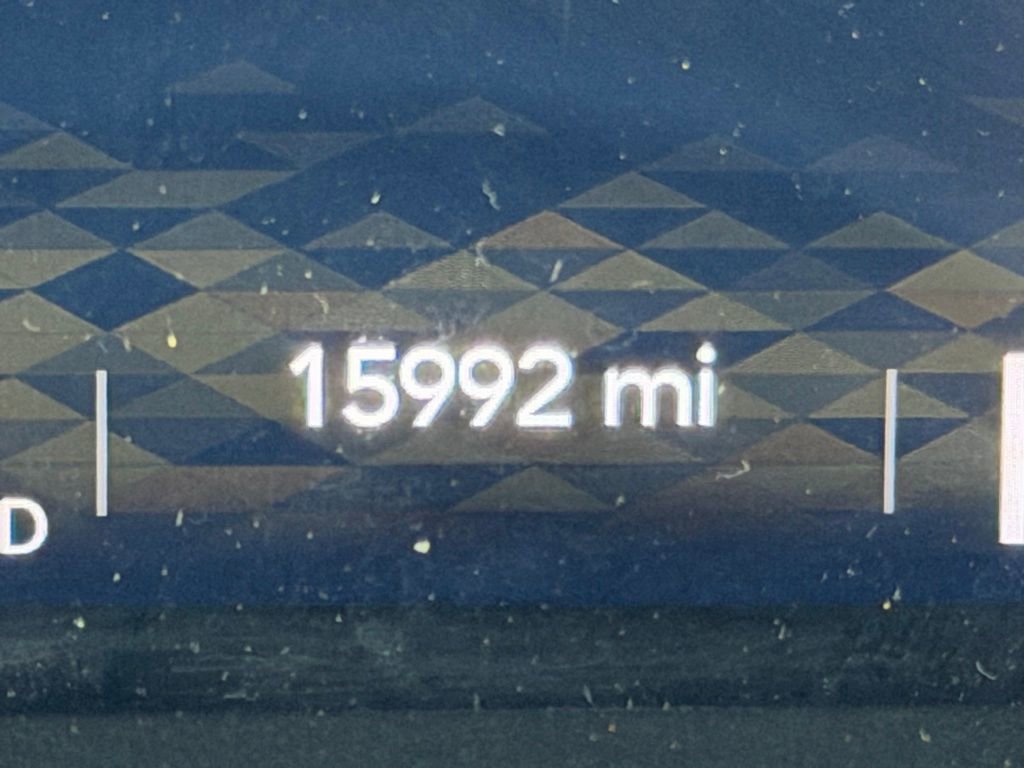 Certified 2025 Jeep Wrangler Unlimited Sahara w/ Safety Group image 34