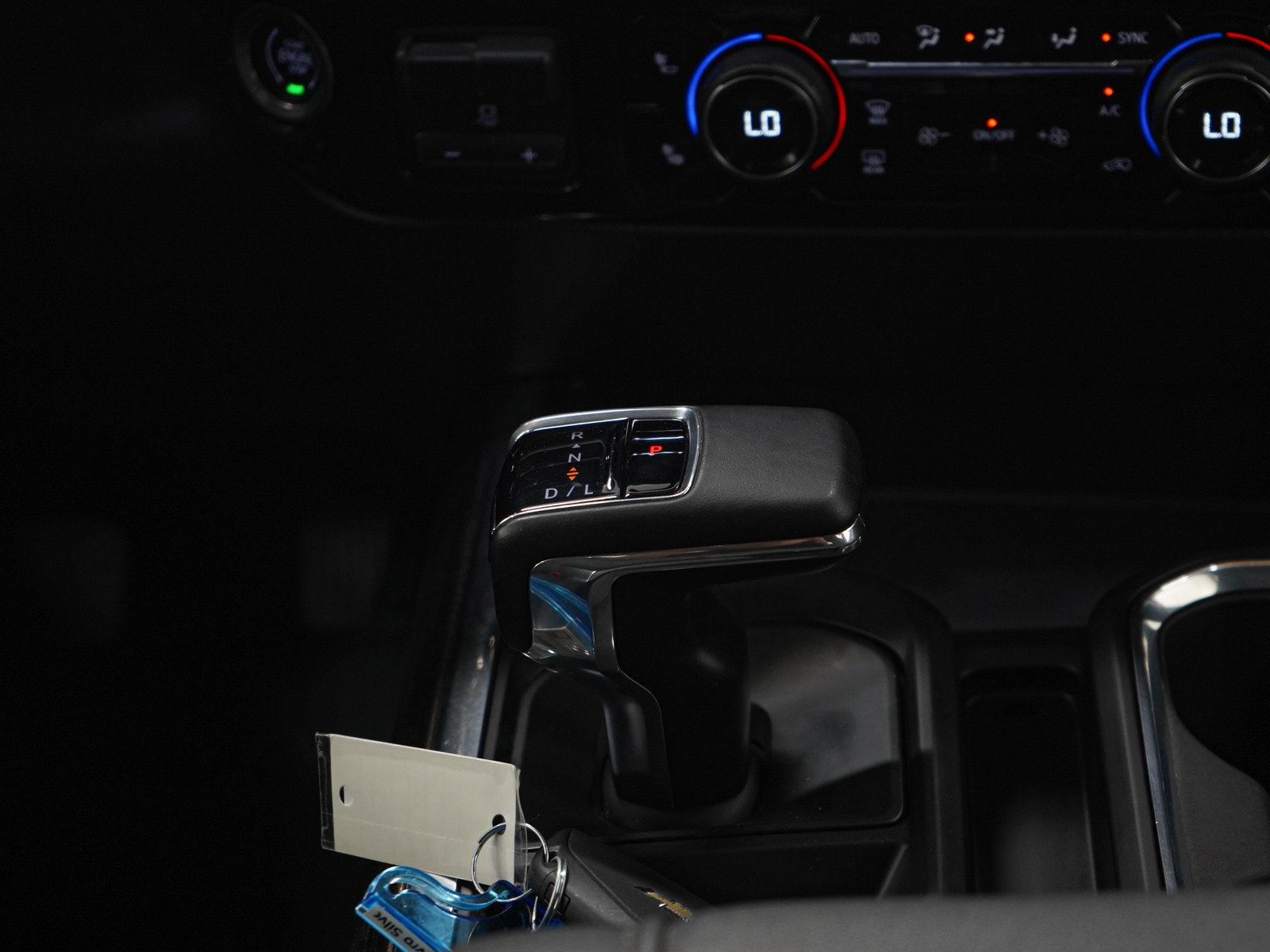Used 2024 Chevrolet Silverado 1500 RST AWD/4WD image 17
