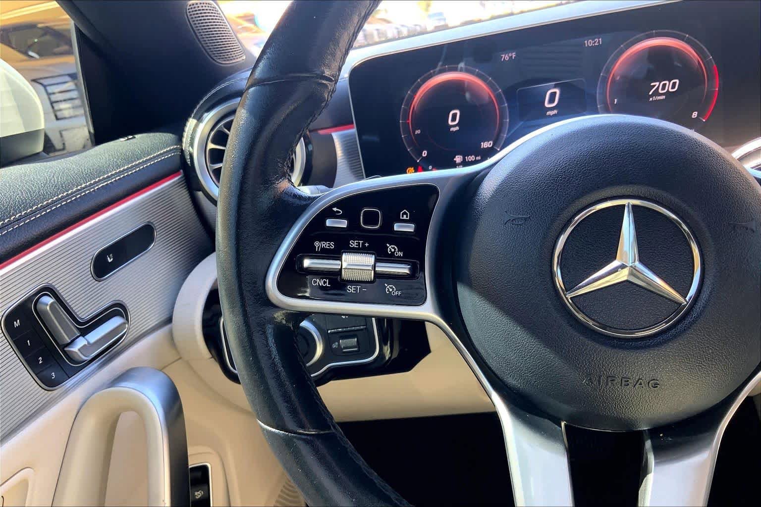 Used 2020 Mercedes-Benz CLA 250 image 24