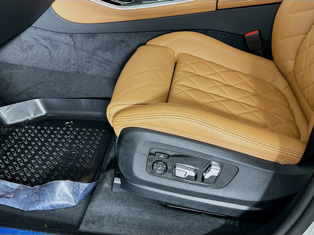 New 2026 BMW X5 xDrive40i w/ Climate Comfort Package image 26