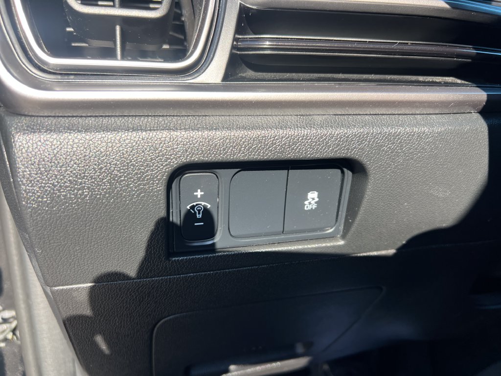 Certified 2025 Kia Sorento S AWD/4WD image 26
