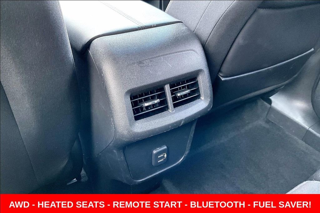 Used 2022 GMC Terrain SLE w/ Driver Convenience Package AWD/4WD image 10