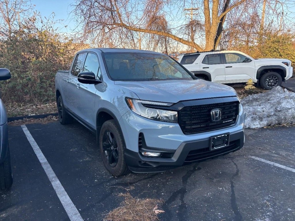 Used 2023 Honda Ridgeline Black Edition image 4