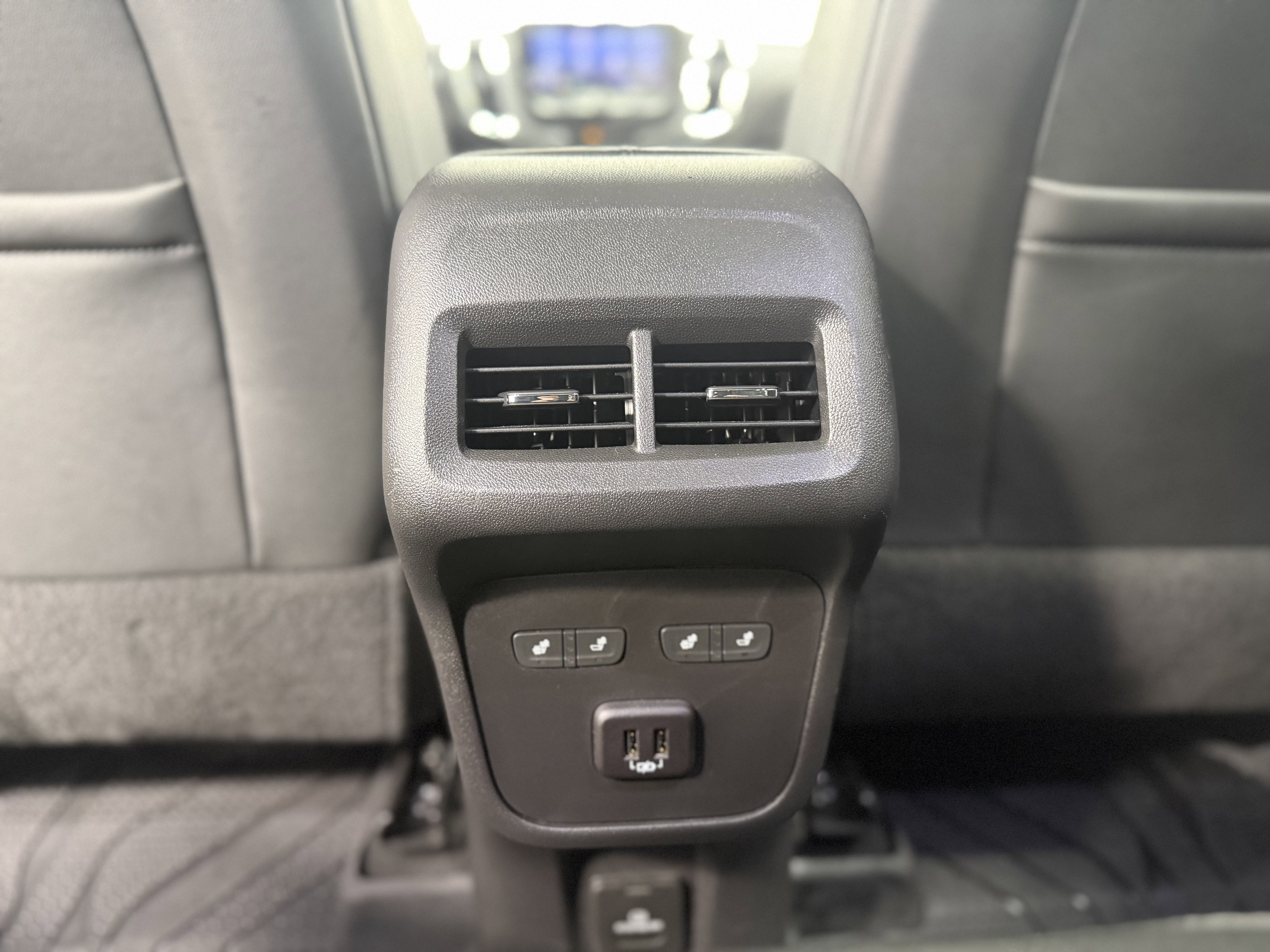 Certified 2023 Chevrolet Equinox Premier image 26