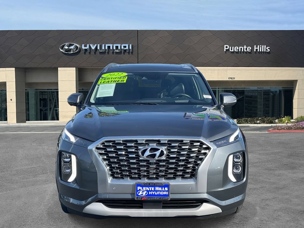 Used 2022 Hyundai Palisade Limited FWD image 2