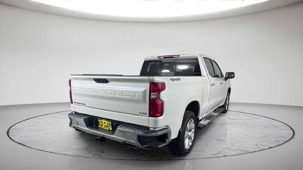 Used 2020 Chevrolet Silverado 1500 LTZ w/ LTZ Plus Package AWD/4WD image 9