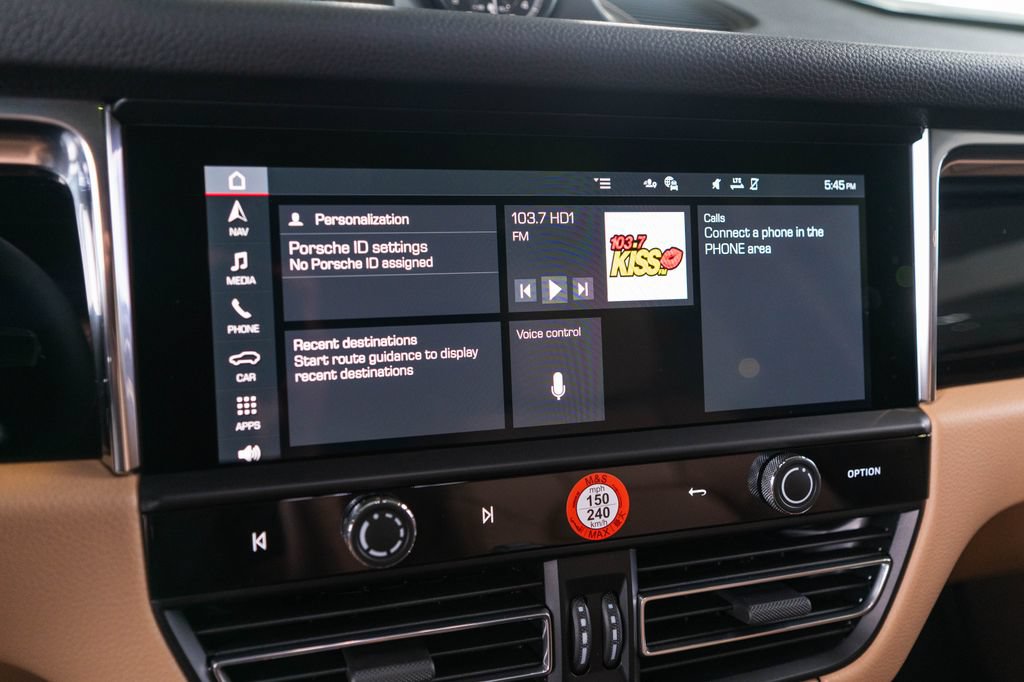 New 2026 Porsche Macan AWD/4WD image 30