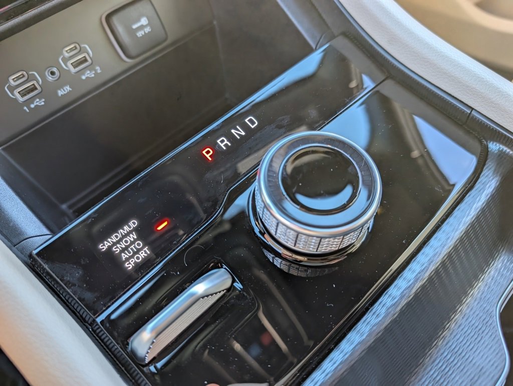 New 2025 Jeep Grand Cherokee Limited image 29