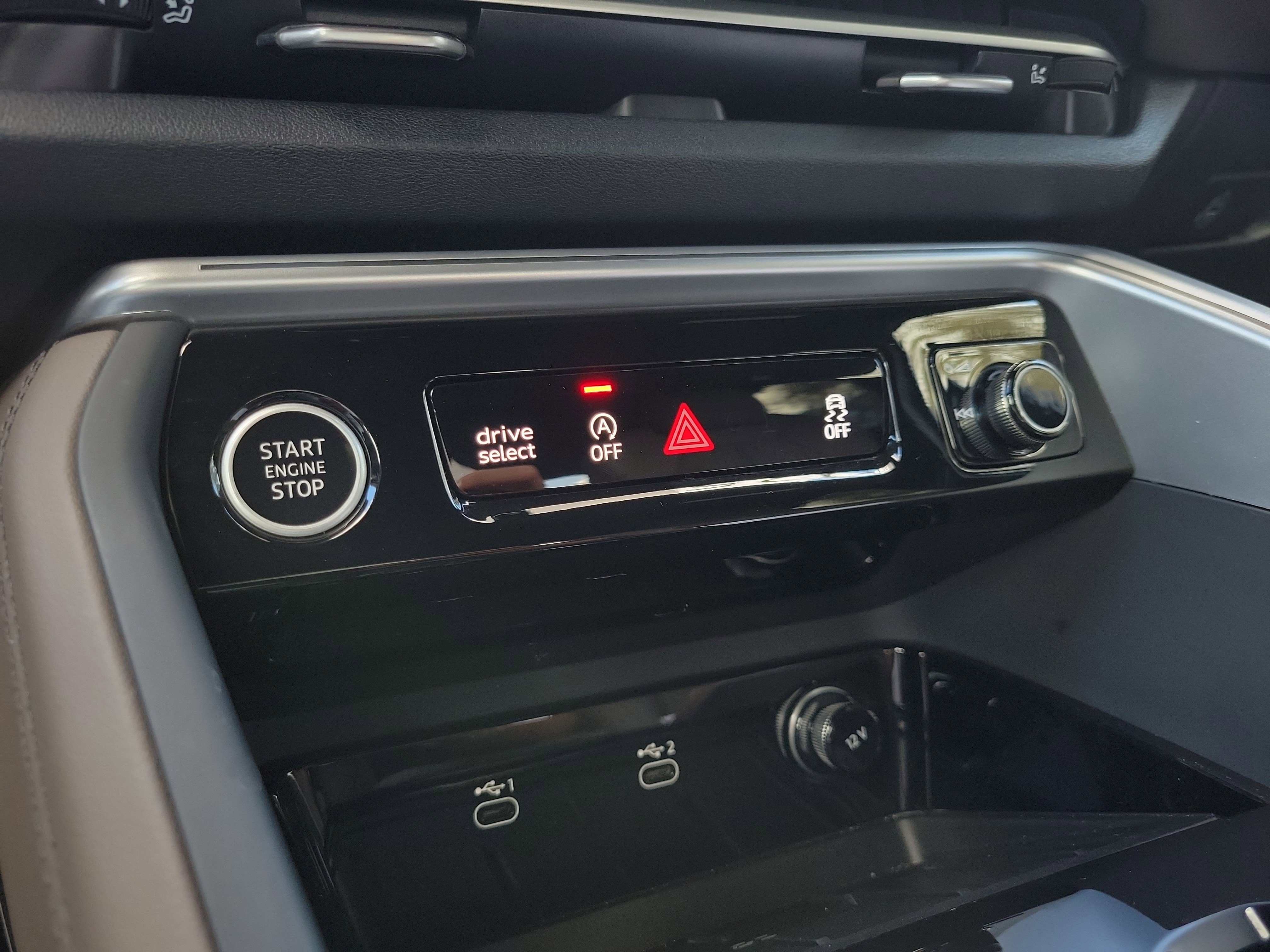 Certified 2025 Audi Q5 Premium Plus w/ Premium Plus image 27