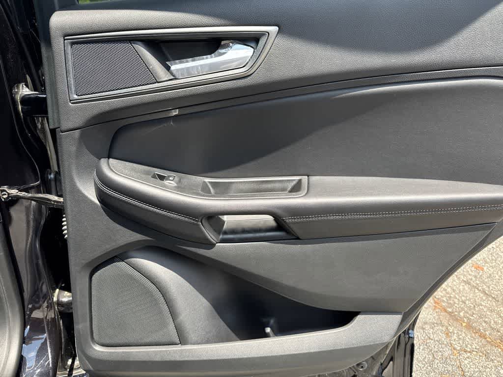 New 2024 Ford Edge SE AWD/4WD image 15
