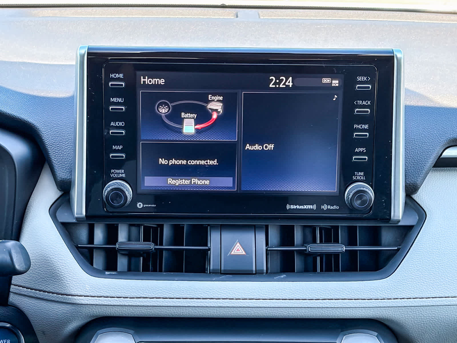 Used 2020 Toyota RAV4 XLE w/ Convenience Package image 13