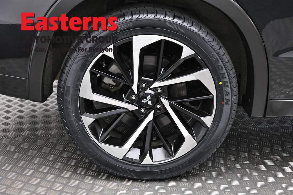 Used 2022 Mitsubishi Outlander SEL image 31