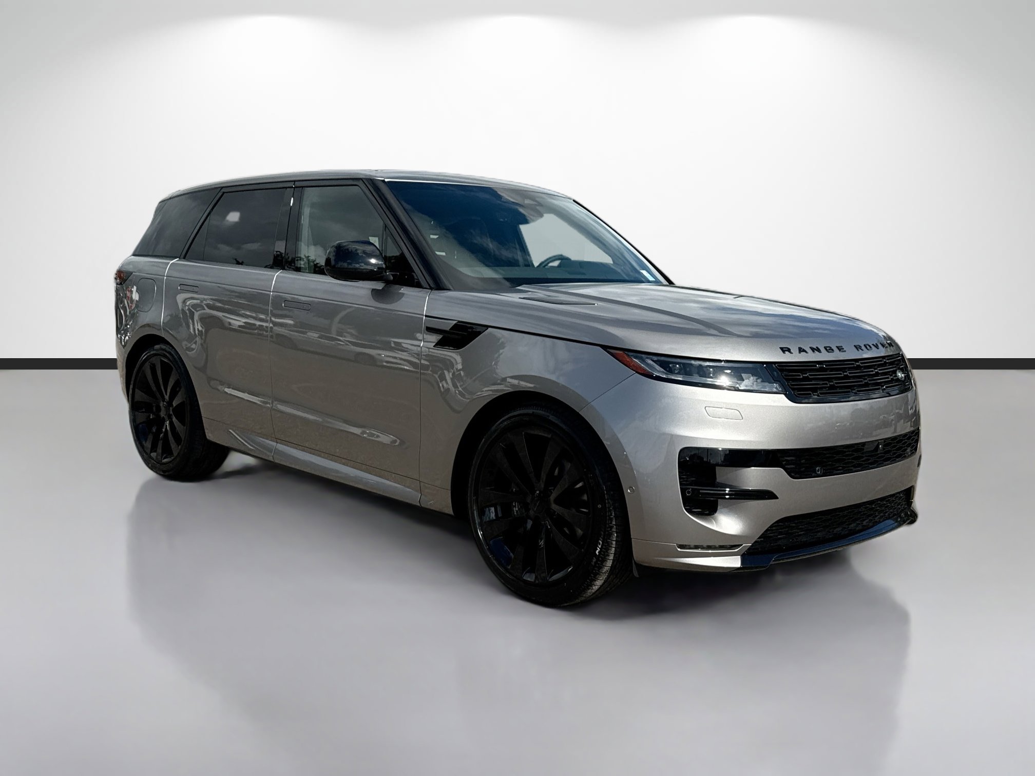 New 2026 Land Rover Range Rover Sport Dynamic SE image 7
