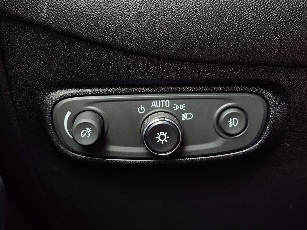Certified 2019 Chevrolet Equinox Premier FWD image 36
